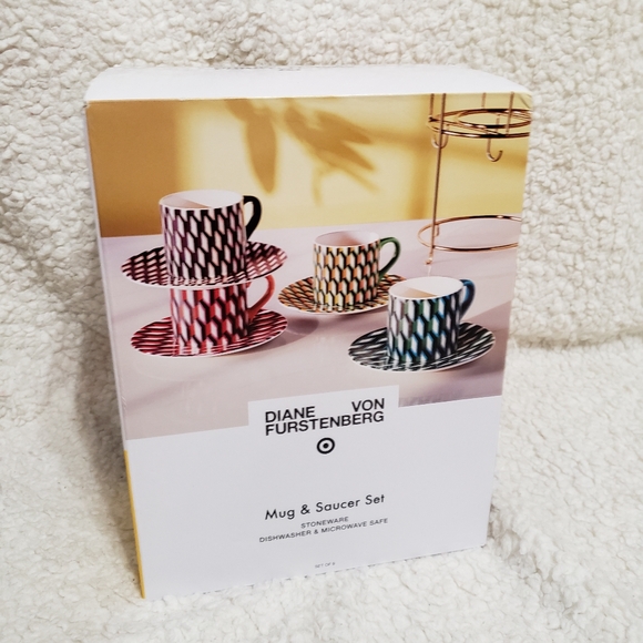 DVF for Target Arrow Geo Mug Drinkware Set with Saucers and Stand - Picture 7 of 8